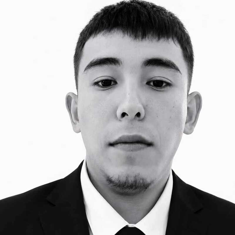 Джони